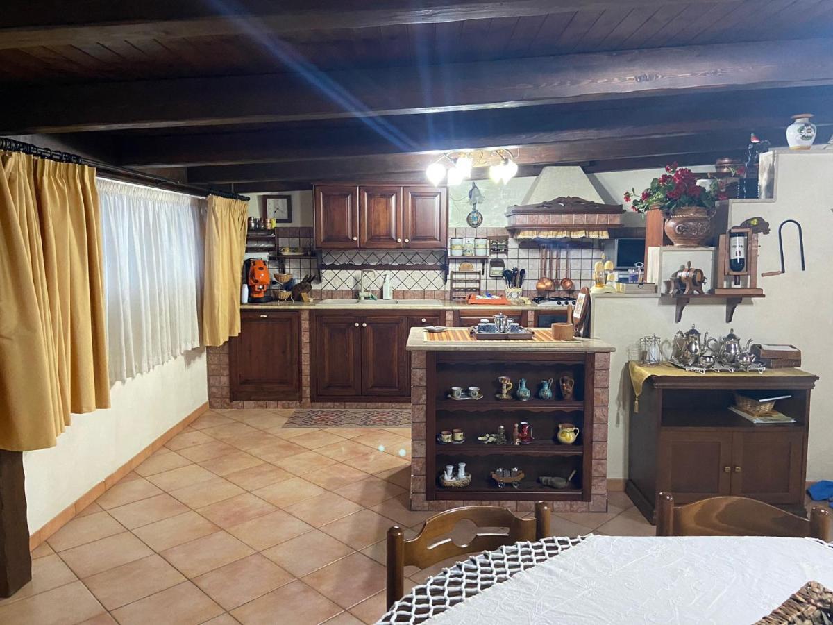 Casa Vacanza Dominique 알카모 외부 사진